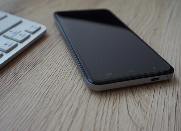 초등학생 스마트폰 몇 학년부터 사줘야 할까? 부모들이 가장 많이 고른 시기